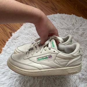 Reebok Sneakers